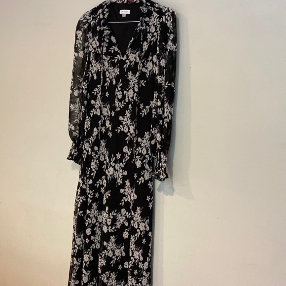 Calvin Klein Dresses & Skirts - Calvin Klein maxi dress size 10